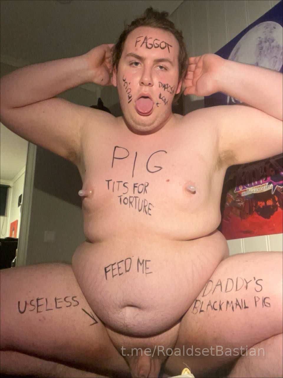 exposed-piggy image 8